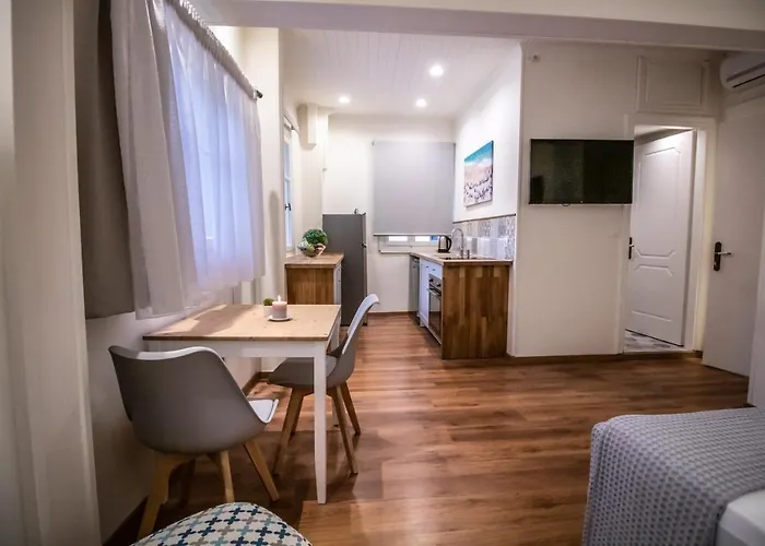 Aparthotel Levkosh At Lefkada's Heart 3*