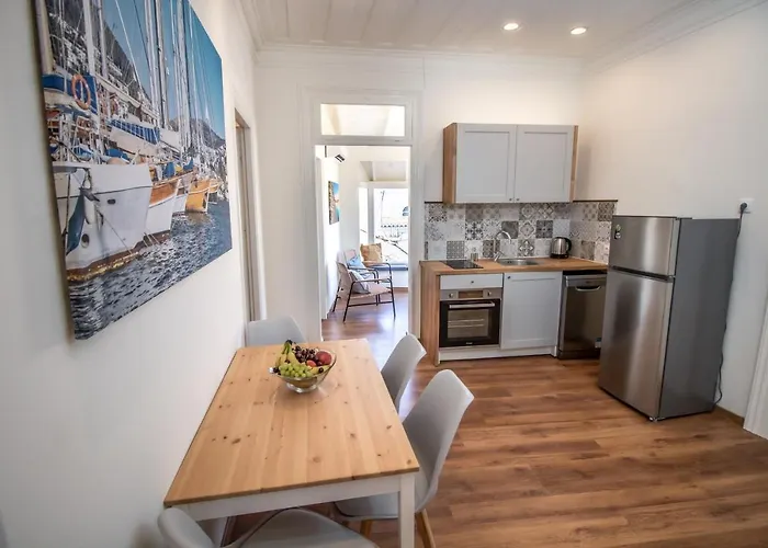 Levkosh At Lefkada's Heart Aparthotel 3*