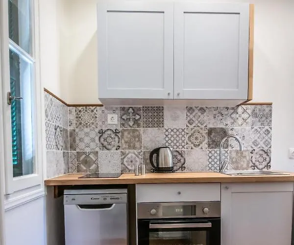 Aparthotel Levkosh At Lefkada's Heart 3*