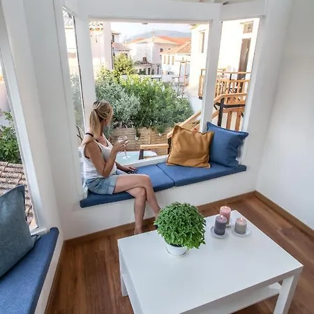 Lägenhetshotell Levkosh At Lefkada's Heart