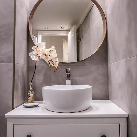 Levkosh At Lefkada's Heart Lefkáda