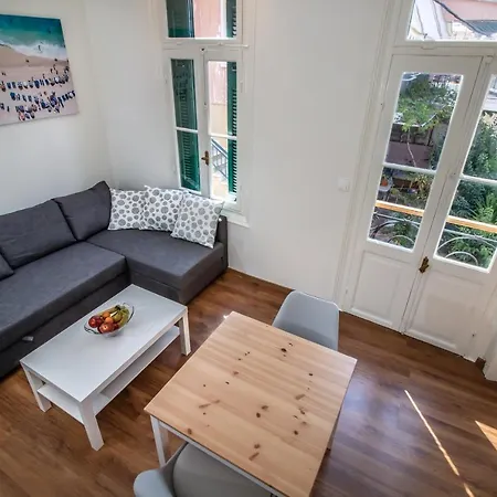 Lägenhetshotell Levkosh At Lefkada's Heart