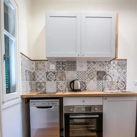 Aparthotel Levkosh At Lefkada's Heart 3*