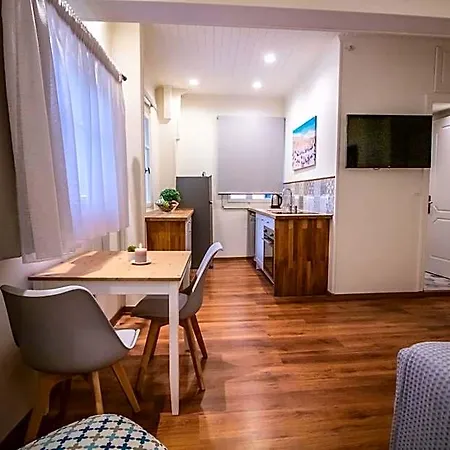 Aparthotel Levkosh At Lefkada's Heart 3*