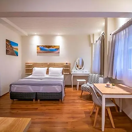 Levkosh At Lefkada's Heart